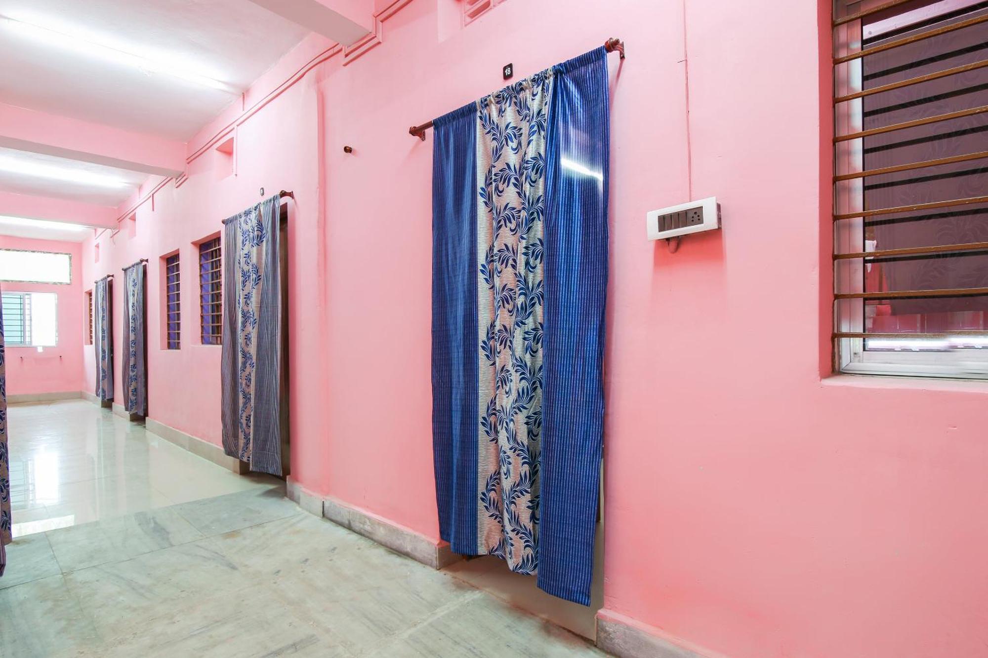 Collection O Nit More Adityapur Formerly Hotel Subheksha Dzsamsedpur Kültér fotó